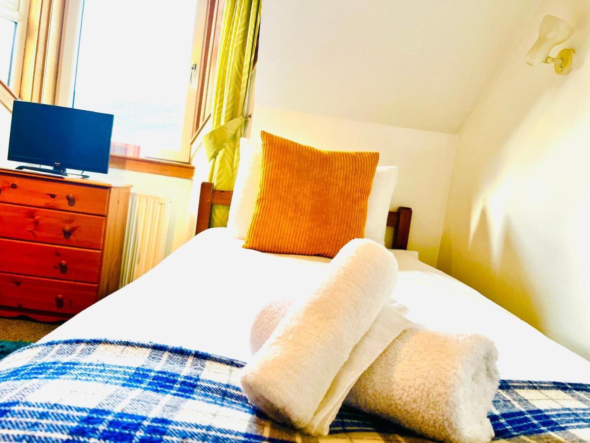 Rowantreebank Bed And Breakfast Arrochar Εξωτερικό φωτογραφία