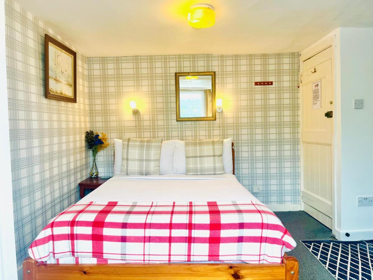 Rowantreebank Bed And Breakfast Arrochar Εξωτερικό φωτογραφία